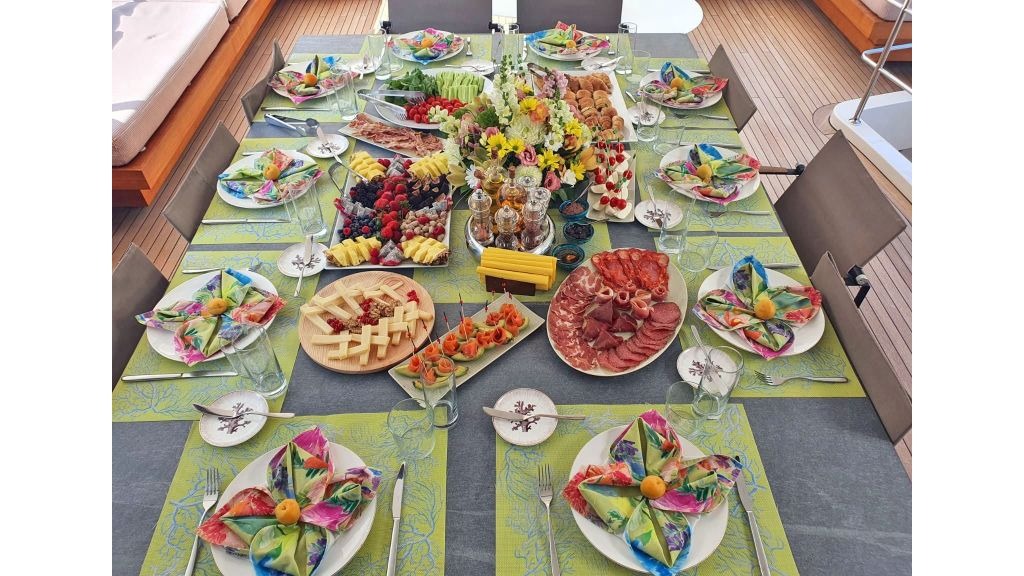 takara-one-2-1024-576