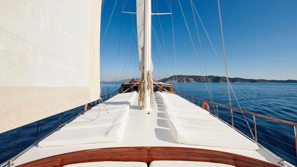 white-pearl-236-1024-576