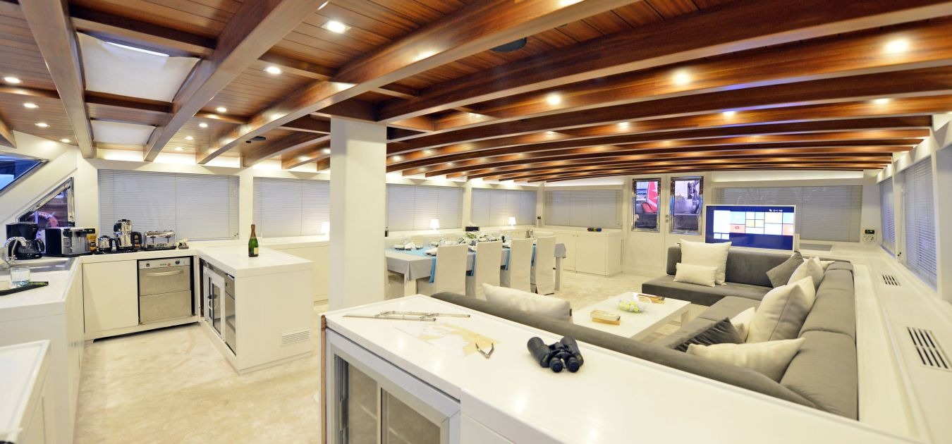 white-soul-luxury-gulet-master-1-1350-630