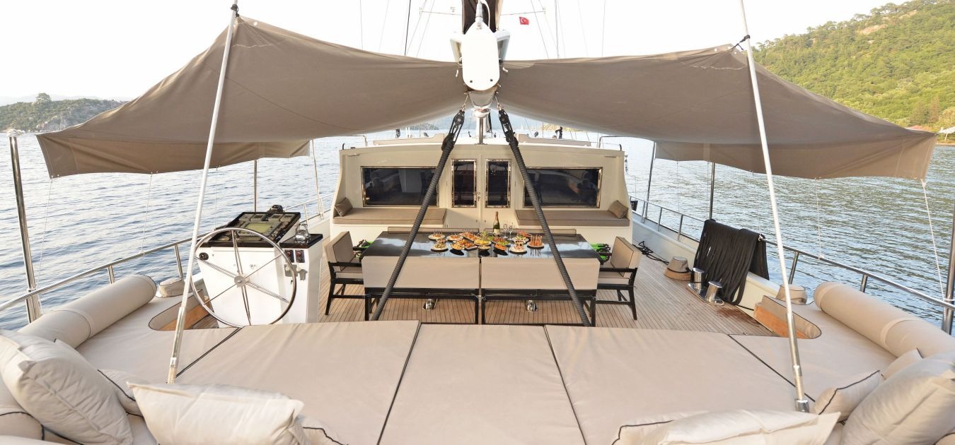 white-soul-luxury-gulet-master-1350-630