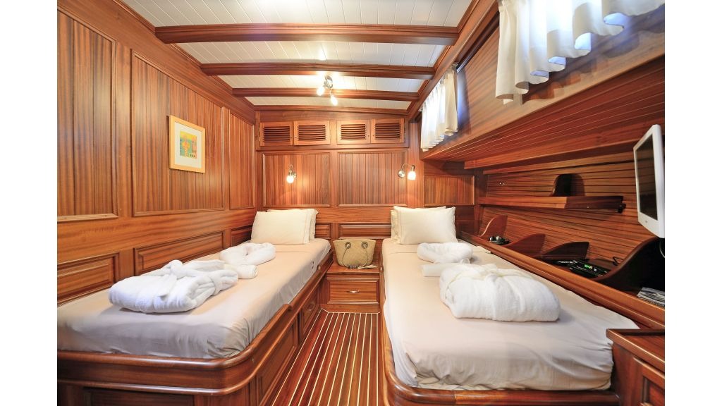 zephyria-2-gulet30-1024-576